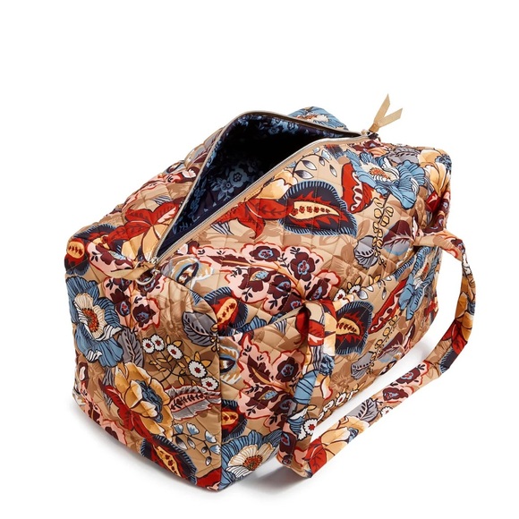 Vera Bradley Large Travel Duffel “Botanical Beauty”. NWT - Picture 3 of 3
